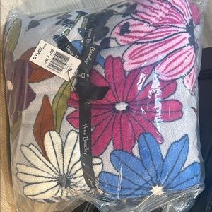 Vera Bradley blanket “Bengal Lily” in unopened package